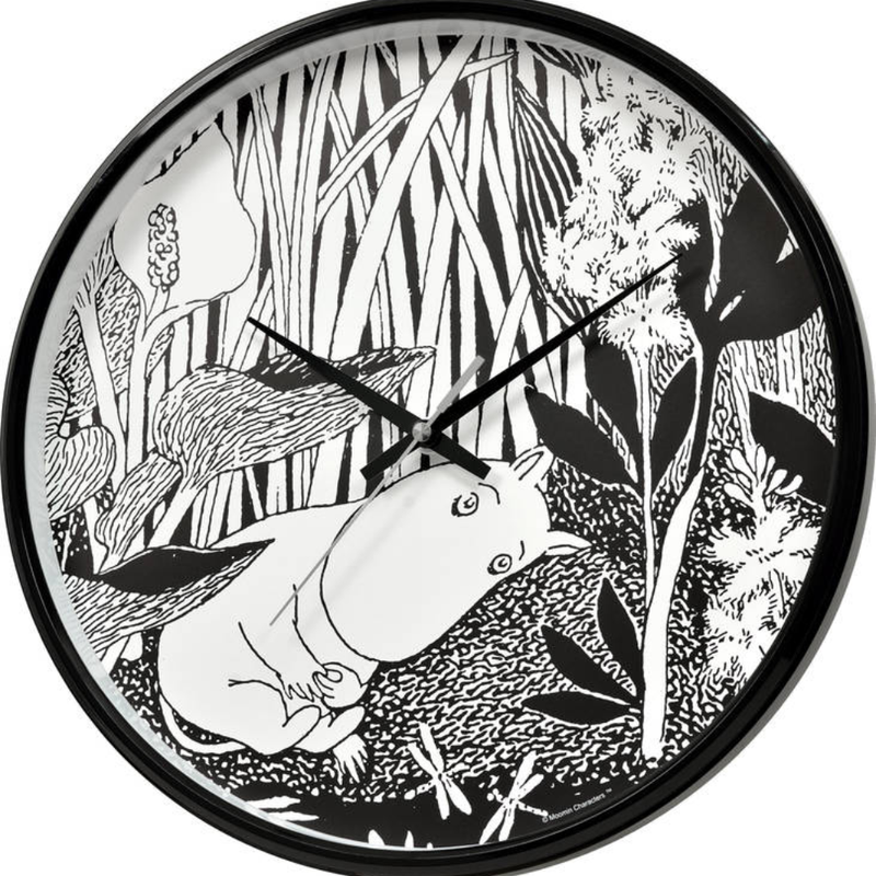 Mumintroll tr&auml;umt Wanduhr von Saurum Oy